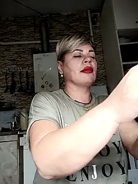 Snapshot of MilkySky chatting on November 2025 09:46:02 PM MilkySky online show from November 2025 09:46:02 PM