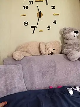 Snapshot of MilkySky chatting on December 2025 09:32:02 PM MilkySky online show from December 2025 09:32:02 PM