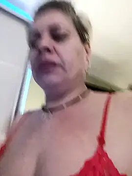 Snapshot of MilkySky chatting on January 2026 06:40:01 AM MilkySky online show from January 2026 06:40:01 AM