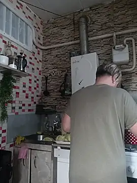 Snapshot of MilkySky chatting on February 2026 01:18:01 PM MilkySky online show from February 2026 01:18:01 PM