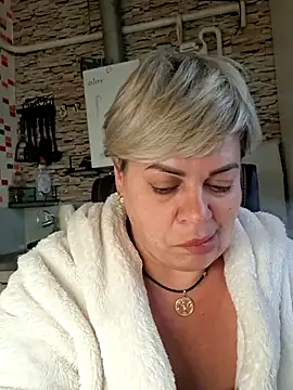 MilkySky online show from April 2026 03:53:01 PM