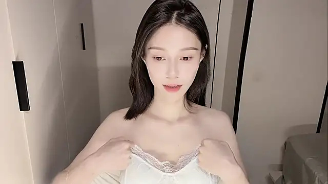 Snapshot of yuyu-33 chatting on November 2025 06:13:01 AM yuyu-33 online show from November 2025 06:13:01 AM