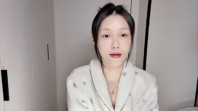 Snapshot of yuyu-33 chatting on January 2026 05:37:01 PM yuyu-33 online show from January 2026 05:37:01 PM