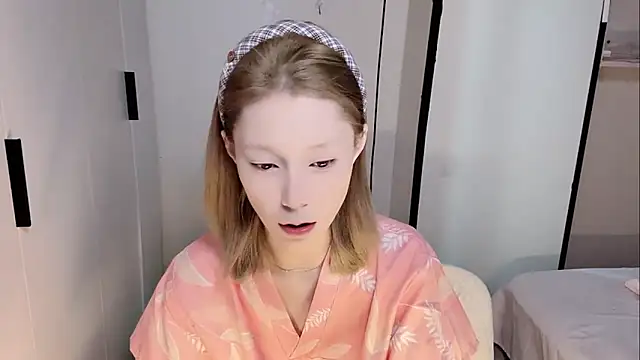 Snapshot of yuyu-33 chatting on February 2026 03:32:02 AM yuyu-33 online show from February 2026 03:32:02 AM