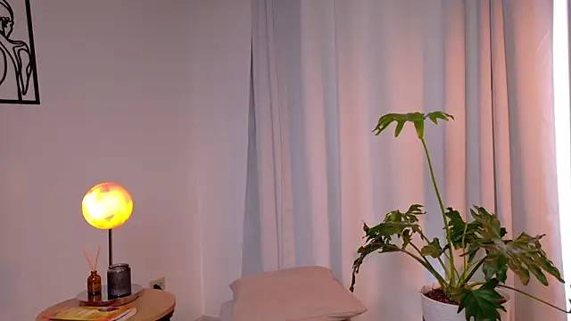 SeleneNova online show from July 2026 05:19:02 PM