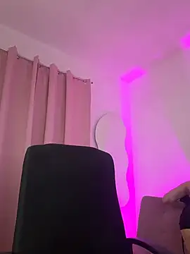 BabyLauritaa online show from January 2026 09:41:01 PM