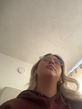 Snapshot of Elina_Hills chatting on March 2026 05:31:02 PM Elina Hills online show from March 2026 05:31:02 PM