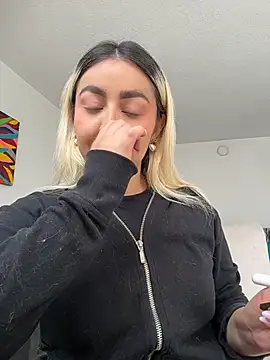 Snapshot of Elina_Hills chatting on March 2026 06:01:01 PM Elina Hills online show from March 2026 06:01:01 PM