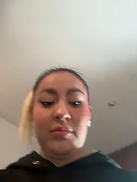 Snapshot of Elina_Hills chatting on April 2026 05:07:01 PM Elina Hills online show from April 2026 05:07:01 PM