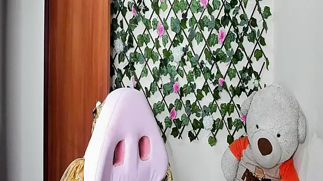 melani ferraraa  online show from November 2025 07:10:02 AM