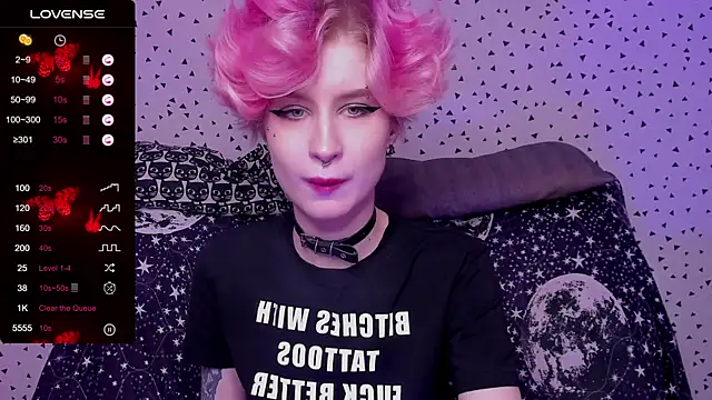 Angel Julles online show from April 2026 08:08:01 AM