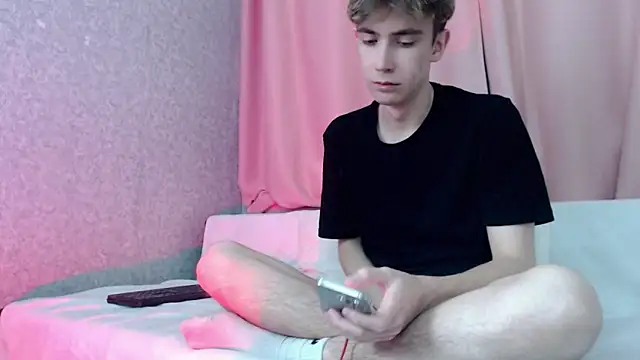 Harvey foster online show from December 2025 03:18:02 PM