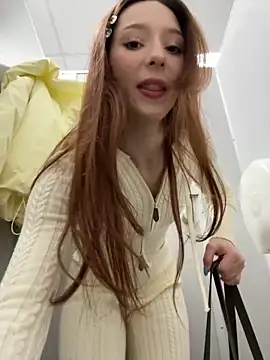 LilluKatten online show from March 2026 12:23:02 PM