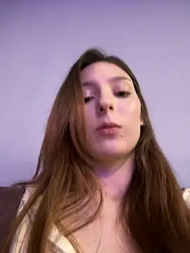 LilluKatten online show from May 2026 12:43:01 PM
