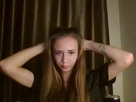 MyLittle Flame online show from May 2026 04:24:01 PM