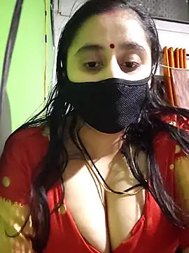 Snapshot of Hot_dolls chatting on November 2025 08:44:01 PM Hot dolls online show from November 2025 08:44:01 PM