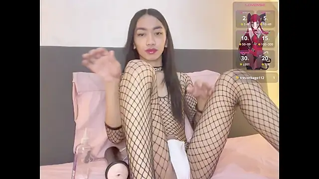 Snapshot of queensilver chatting on March 2026 09:11:01 PM queensilver online show from March 2026 09:11:01 PM