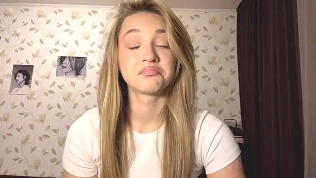 OrethaEredia online show from October 2025 04:30:02 PM