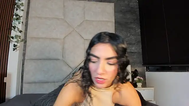 Liia Leens online show from February 2026 07:56:01 AM