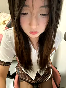 minnie566 online show from December 2025 02:59:02 PM