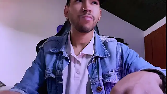 Snapshot of 3v1l chatting on January 2026 08:10:02 PM 3v1l online show from January 2026 08:10:02 PM