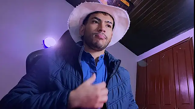 Snapshot of 3v1l chatting on January 2026 11:20:02 PM 3v1l online show from January 2026 11:20:02 PM