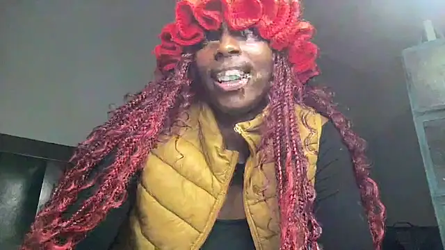 Snapshot of MadameMuse chatting on November 2025 02:54:02 AM MadameMuse online show from November 2025 02:54:02 AM