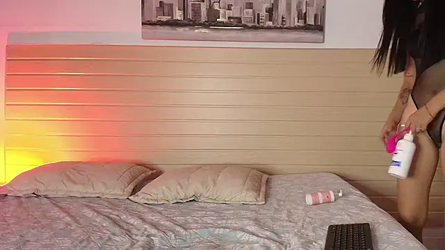 Madisonkay online show from March 2026 02:13:02 AM