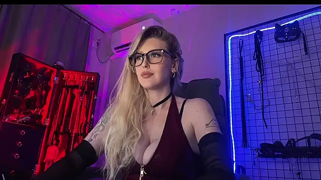 Liya Liss online show from July 2026 11:07:02 PM