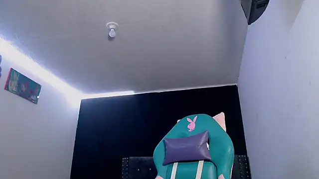 Snapshot of sofia_lopez70 chatting on March 2026 08:34:01 PM sofia lopez70 online show from March 2026 08:34:01 PM