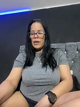 Snapshot of sofia_lopez70 chatting on June 2026 01:14:01 PM sofia lopez70 online show from June 2026 01:14:01 PM
