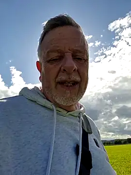 Dennislover007 online show from May 2026 03:18:01 PM