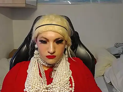 Snapshot of VanesaCrossic chatting on December 2025 09:07:01 AM VanesaCrossic online show from December 2025 09:07:01 AM