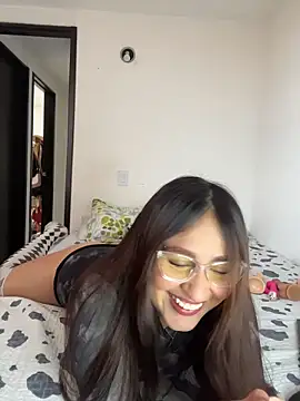 Saray lo online show from November 2025 07:48:02 PM