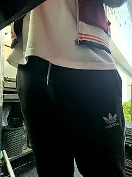 Snapshot of Dylams_maja chatting on November 2025 10:56:01 PM Dylams maja online show from November 2025 10:56:01 PM