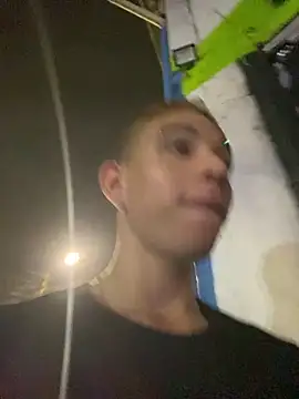 Snapshot of Dylams_maja chatting on December 2025 03:02:01 AM Dylams maja online show from December 2025 03:02:01 AM