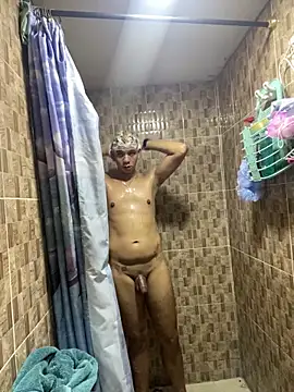 Snapshot of Dylams_maja chatting on December 2025 08:38:02 PM Dylams maja online show from December 2025 08:38:02 PM