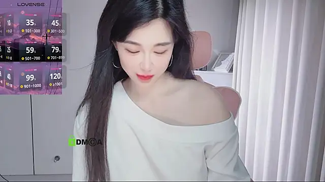 YunShan-33 online show from May 2026 04:19:01 AM
