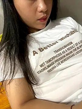 Ngoclan2k online show from November 2025 01:33:02 PM