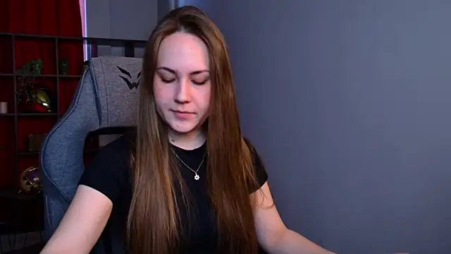 ElinVale online show from April 2026 12:02:01 PM