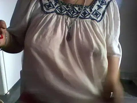 Jadeinthesky online show from November 2025 05:14:01 PM