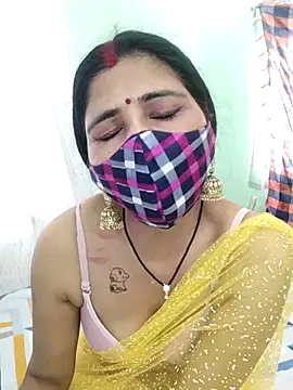 Snapshot of Divine_Lustt chatting on February 2026 09:30:02 AM Divine Lustt online show from February 2026 09:30:02 AM