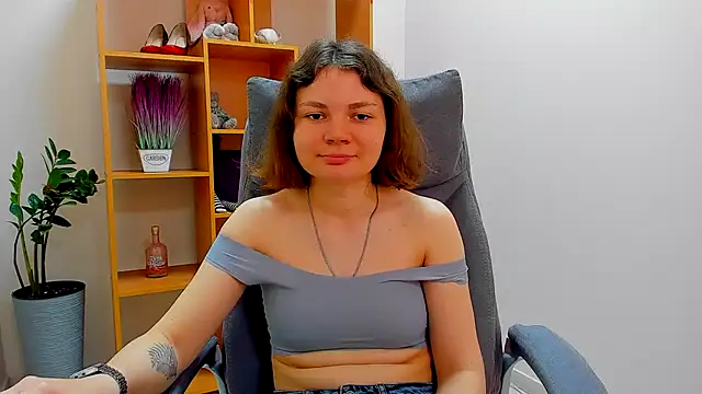 Snapshot of Stella-Maers chatting on May 2026 07:15:02 AM Stella-Maers online show from May 2026 07:15:02 AM