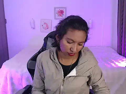 Samanta 777 online show from April 2026 07:35:01 AM