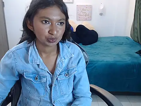 Samanta 777 online show from May 2026 08:47:01 PM