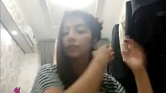 Sofiagreetings online show from November 2025 02:18:01 PM