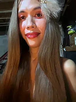 Snapshot of bellaUtops chatting on February 2026 09:26:02 PM bellaUtops online show from February 2026 09:26:02 PM