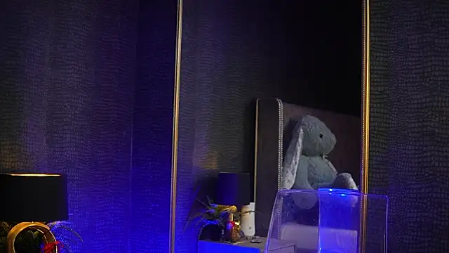 GiaEasyIce online show from April 2026 08:17:01 PM