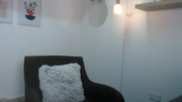 Lauryn Jones online show from February 2026 07:57:02 PM