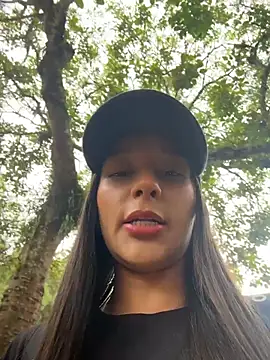 Brunettecollins05 online show from May 2026 07:41:01 PM